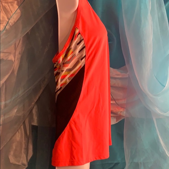 Fabletics workout top - Picture 2 of 3